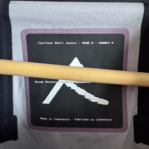 Men’s Raide Tour Tech Shell - Picture 4 of 4